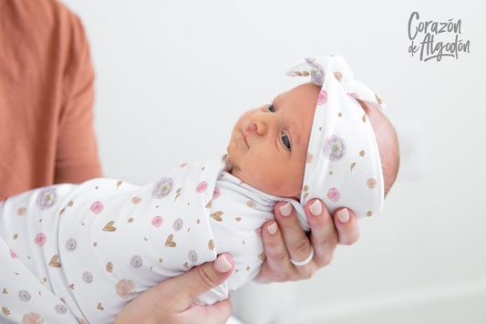 Swaddle Pequeñas Flores